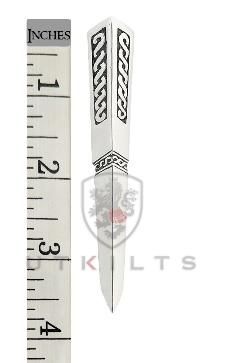 CelticDirkmeasuring