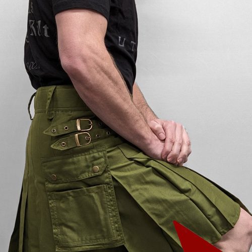 Live model standard olive ripstop pleats