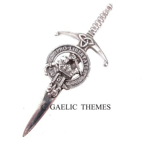 A dagger that prominently displays a Scottish crest, embodying traditional craftsmanship and heritage in its design.